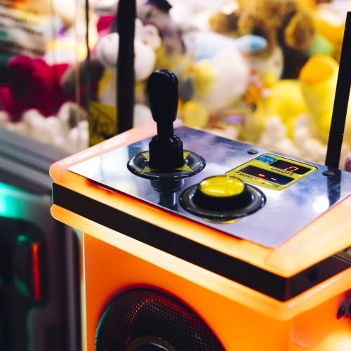 controles-de-la-maquina-arcade-de-primer-plano